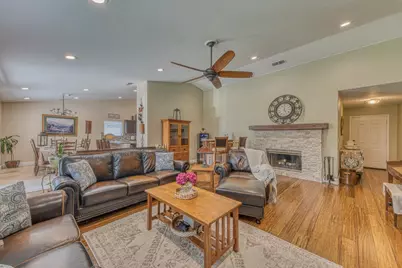 317 Cliff Ct, Soledad, CA 93960 - Photo 9