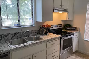166 Kern St 13, Salinas, CA 93905 - Photo 7