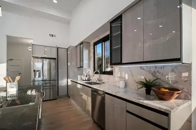 806 Emily Dr, Mountain View, CA 94043 - Photo 15