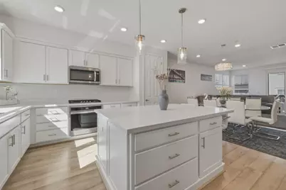 6389 Laguna Seca Ln, Gilroy, CA 95020 - Photo 15