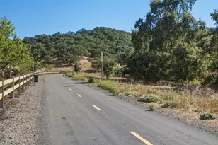 6389 Laguna Seca Ln, Gilroy, CA 95020 - Photo 39