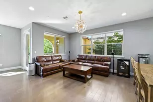 316 N Fair Oaks Ave, Sunnyvale, CA 94085 - Photo 3