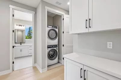 109 Koa Ct, Palo Alto, CA 94306 - Photo 11