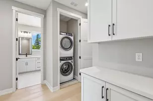 109 Koa Ct, Palo Alto, CA 94306 - Photo 11