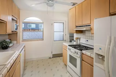 828 San Saba Ct, Sunnyvale, CA 94085 - Photo 11