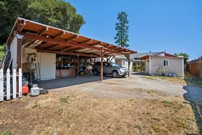 240 Berkshire Ave, Redwood City, CA 94063 - Photo 7