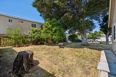 240 Berkshire Ave, Redwood City, CA 94063 - Photo 3