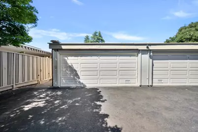 15 Los Altos Sq 15, Los Altos, CA 94022 - Photo 21