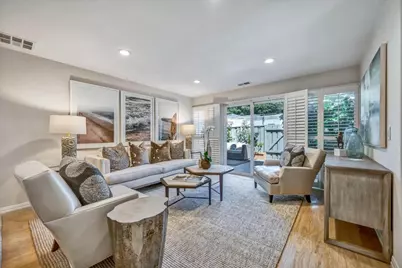 15 Los Altos Sq 15, Los Altos, CA 94022 - Photo 3