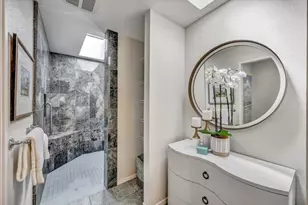 15 Los Altos Sq 15, Los Altos, CA 94022 - Photo 17