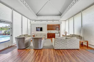 15 Los Altos Sq 15, Los Altos, CA 94022 - Photo 23