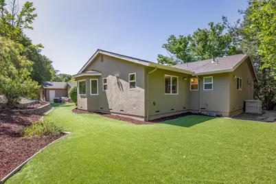 12882 Viscaino Rd, Los Altos Hills, CA 94022 - Photo 37