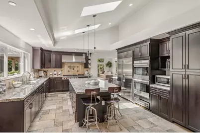 12882 Viscaino Rd, Los Altos Hills, CA 94022 - Photo 13