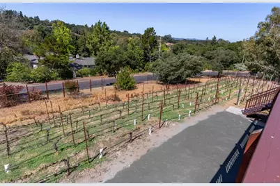 12882 Viscaino Rd, Los Altos Hills, CA 94022 - Photo 41