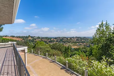 10955 Stonebrook Dr, Los Altos, CA 94024 - Photo 7