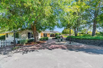 31 S Circle Dr, Santa Cruz, CA 95060 - Photo 11