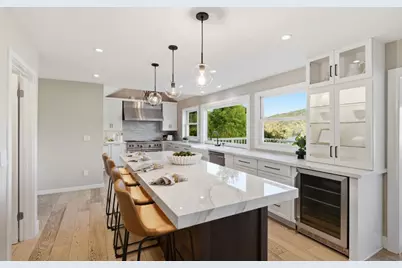 18300 Lakeview Ct, Los Gatos, CA 95033 - Photo 13