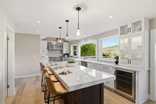 18300 Lakeview Ct, Los Gatos, CA 95033 - Photo 13