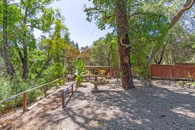 1615 Edgewood Rd, Redwood City, CA 94062 - Photo 21