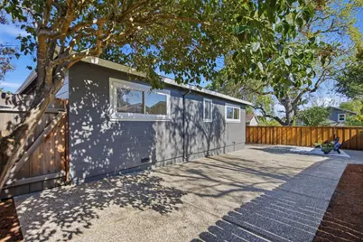 2229 Howard Ave, San Carlos, CA 94070 - Photo 33