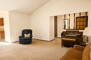 1527 Pleasant Hill Rd, Lafayette, CA 94549 - Photo 3