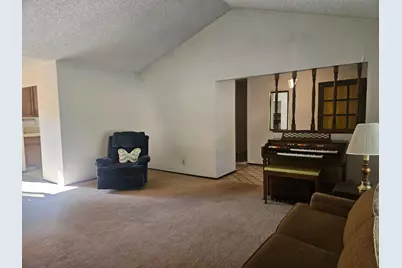 1527 Pleasant Hill Rd, Lafayette, CA 94549 - Photo 3