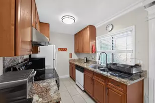 92 Hemlock Ln, Milpitas, CA 95035 - Photo 7