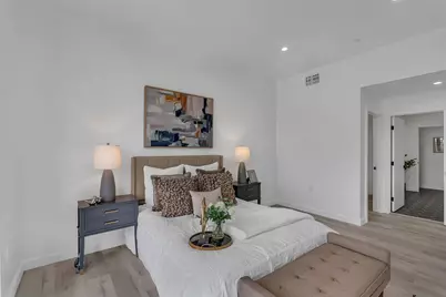 889 McLellan Dr 210, South San Francisco, CA 94080 - Photo 13