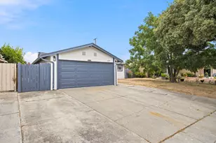 2282 Denair Ave, San Jose, CA 95122 - Photo 3
