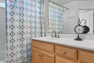 5006 Ridgefield Cir, Fairfield, CA 94534 - Photo 7