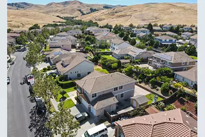 5006 Ridgefield Cir, Fairfield, CA 94534 - Photo 13