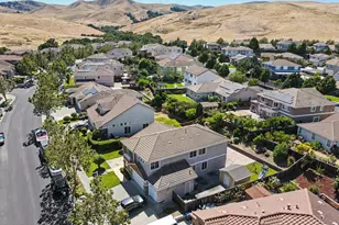 5006 Ridgefield Cir, Fairfield, CA 94534 - Photo 13