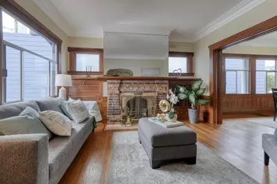 61 Farragut Ave, San Francisco, CA 94112 - Photo 3