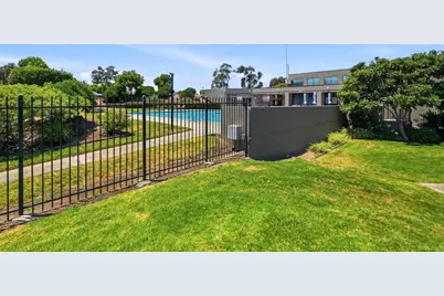1013 Kingston Ln, Alameda, CA 94502 - Photo 21