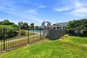 1013 Kingston Ln, Alameda, CA 94502 - Photo 21