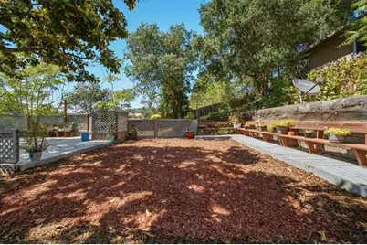 741 Echo Valley Rd, Salinas, CA 93907 - Photo 13