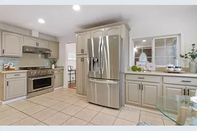 429 Hemlock Ave, South San Francisco, CA 94080 - Photo 15