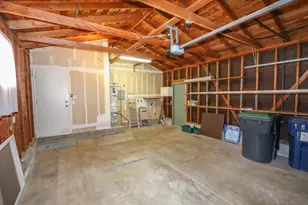 517 Vivienne Dr, Watsonville, CA 95076 - Photo 37