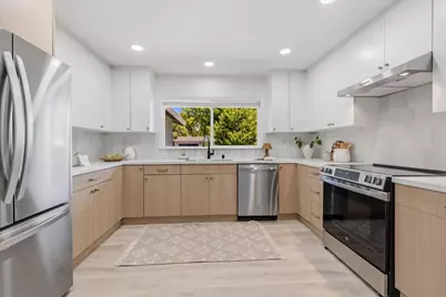 1221 Castlemont Ave, San Jose, CA 95128 - Photo 9