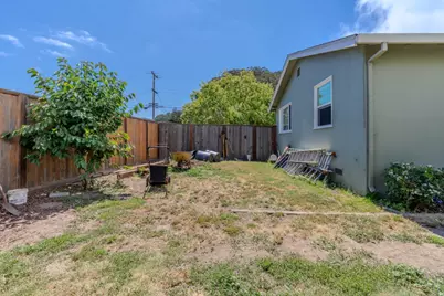 1195 Palou Dr, Pacifica, CA 94044 - Photo 23