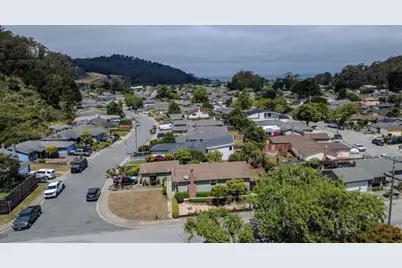 1195 Palou Dr, Pacifica, CA 94044 - Photo 31