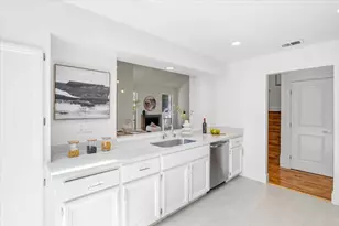 392 N Whisman Rd, Mountain View, CA 94043 - Photo 9