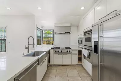 2570 61st Ave, Oakland, CA 94605 - Photo 5