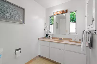 16281 Camino Del Sol, Los Gatos, CA 95032 - Photo 17