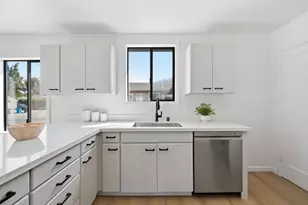 114 E Hillsdale Blvd, San Mateo, CA 94403 - Photo 9