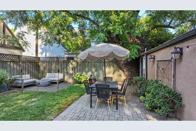 1303 39th St, Sacramento, CA 95816 - Photo 29
