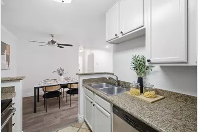 1221 Yarwood Ct, San Jose, CA 95128 - Photo 7