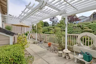 8770 Olivas Cir, San Jose, CA 95135 - Photo 27
