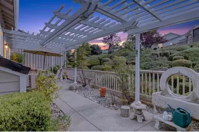 8770 Olivas Cir, San Jose, CA 95135 - Photo 31