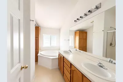 1350 Old Oakland Rd 199, San Jose, CA 95112 - Photo 9